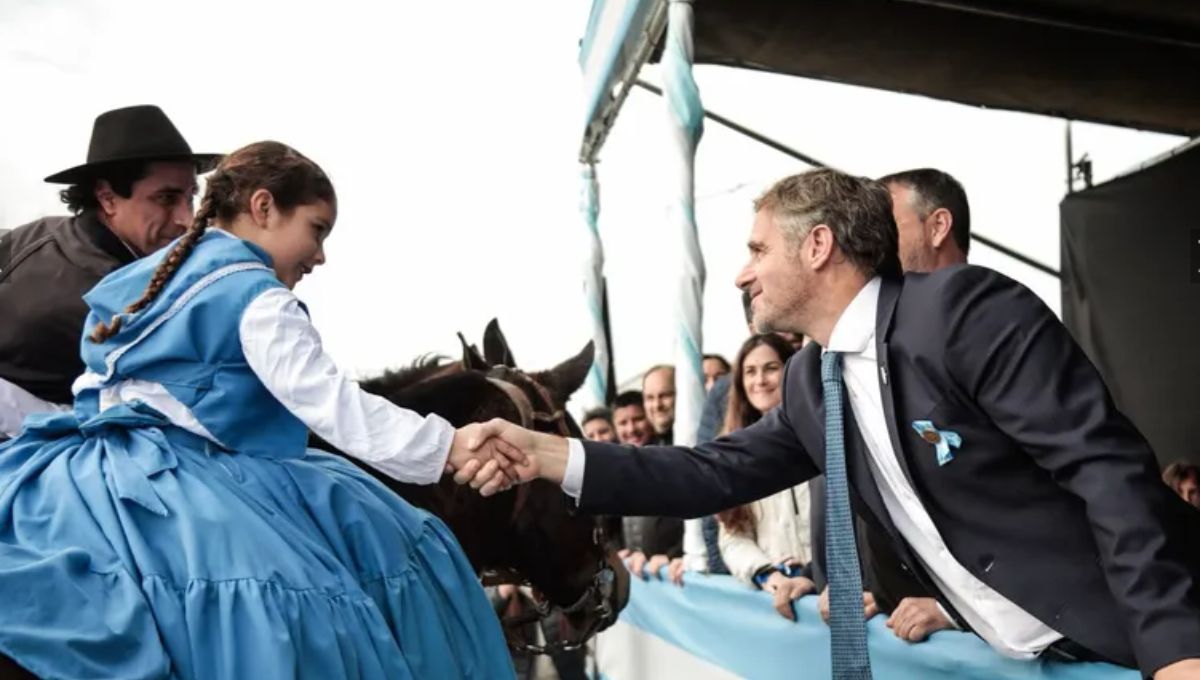 El intendente celebró con los vecinos el Día de la Independencia. 