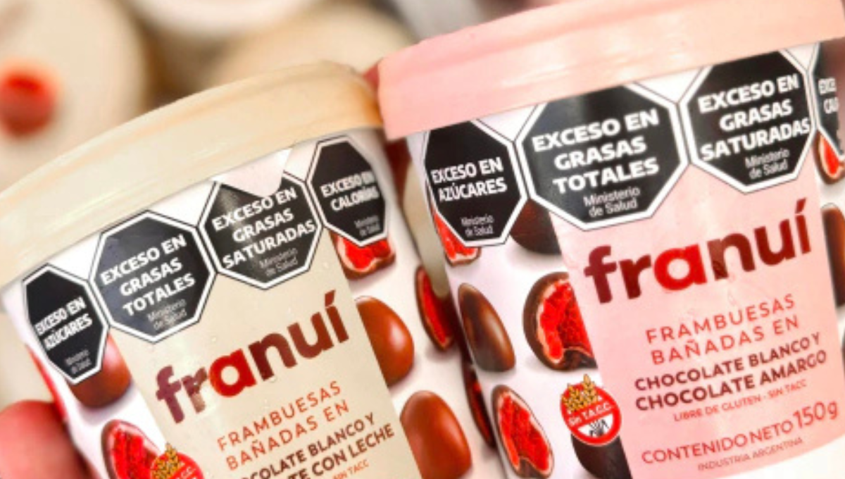 Las frambuesas heladas bañadas en chocolate son el producto estrella de Rapanui. 